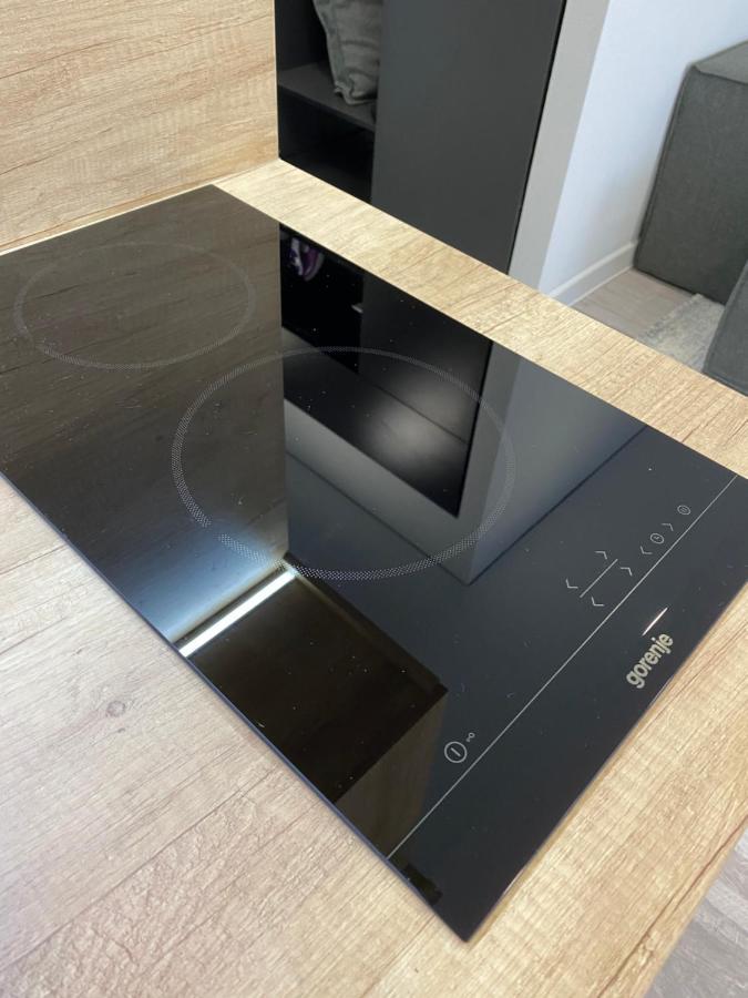 Апартаменты Lux パヴロダル エクステリア 写真
